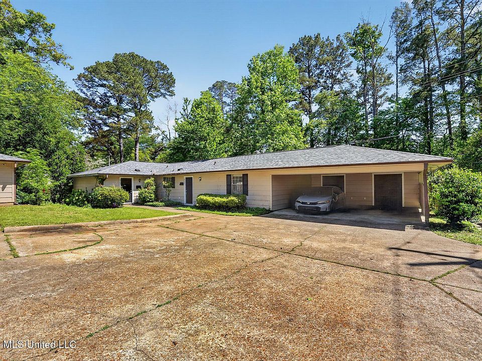 1st image of 5702 Orchardview Dr