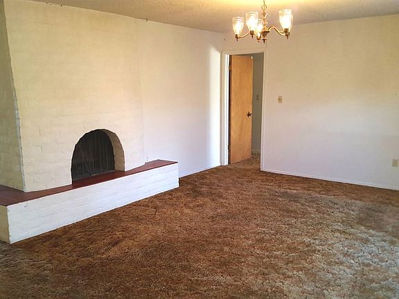 2nd image of 805 Samoan Dr