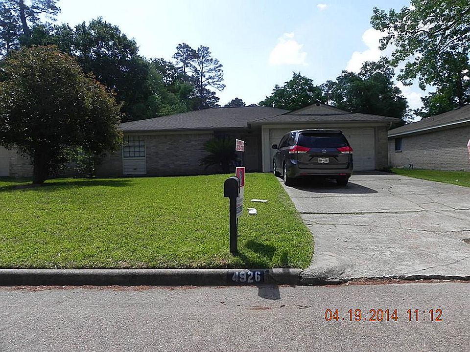 FRONT OF HOUSE RECENT ROOF