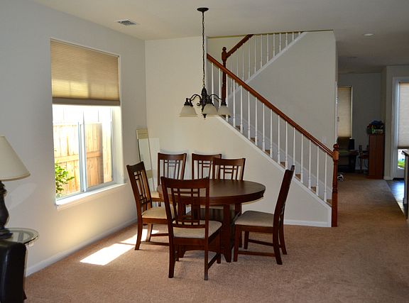 4th image of 3209 Monument Dr