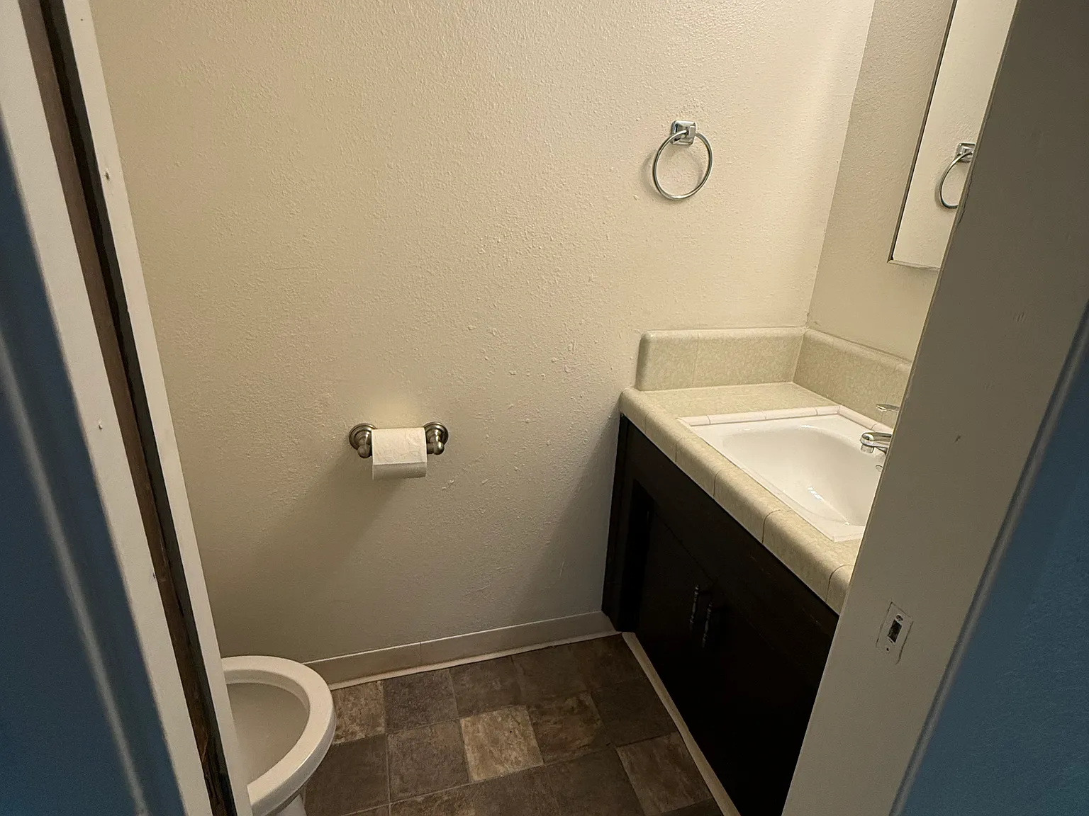 2 bed, 1.5 bath, 1214 sqft, $1,695 — Photo 3