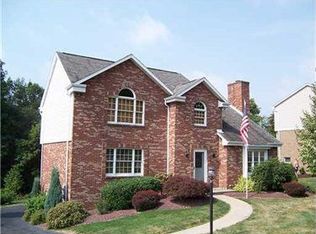 233 Clare Dr, Canonsburg, PA 15317