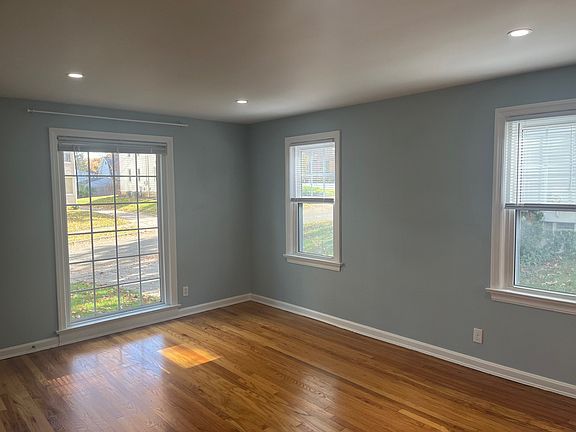 2nd image of 2054 13th St #1