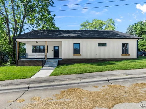 303 E Washington St, Jackson, MO 63755