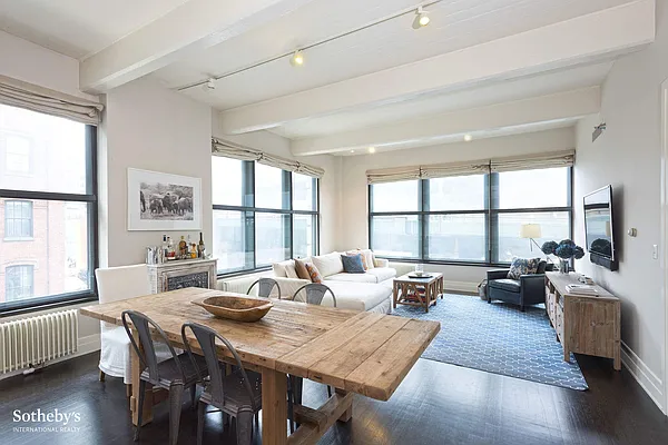 Sold by Sotheby's International Realty | media 16