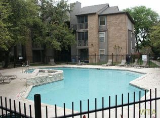 600 Barwood Park APT 111, Austin, TX 78753