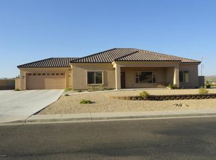 940 W McLean Dr, Wickenburg, AZ 85390