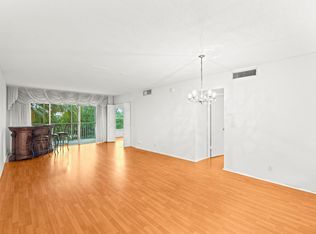 3200 N Palm Aire Dr APT 303, Pompano Beach, FL 33069