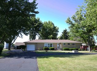 602 E Yoder Rd, Fort Wayne, IN 46819