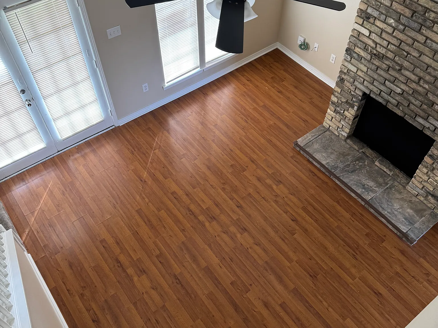 3 bed, 1390 sqft, $1,350 — Photo 3