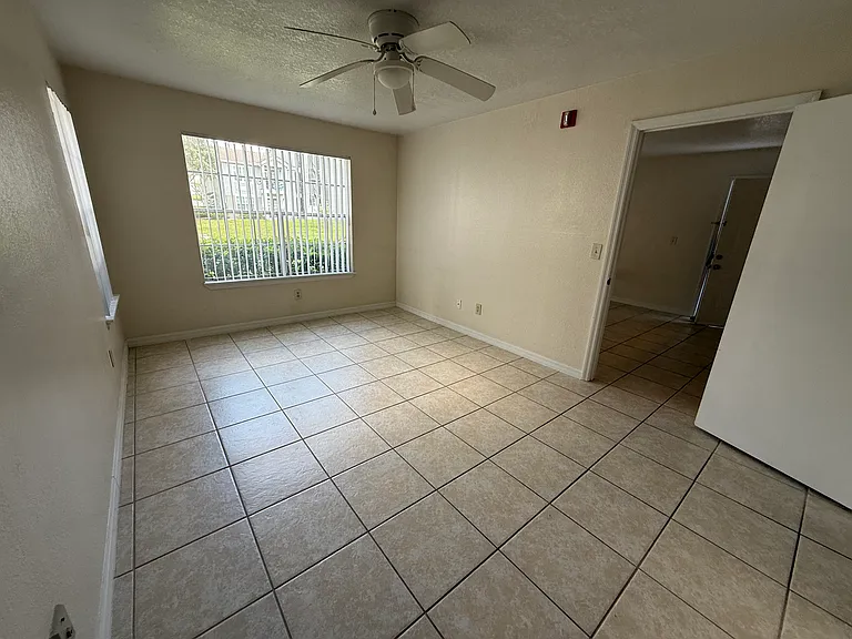 2550 N Alafaya Trl #1107 — Photo 8