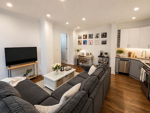 2nd image of 410 Eastern Pkwy APT 2B