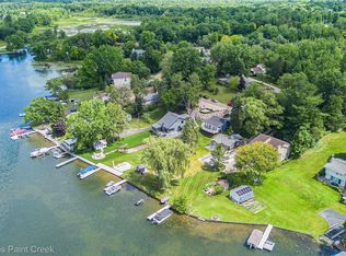 2645 Devonshire Rd, Leonard, MI 48367