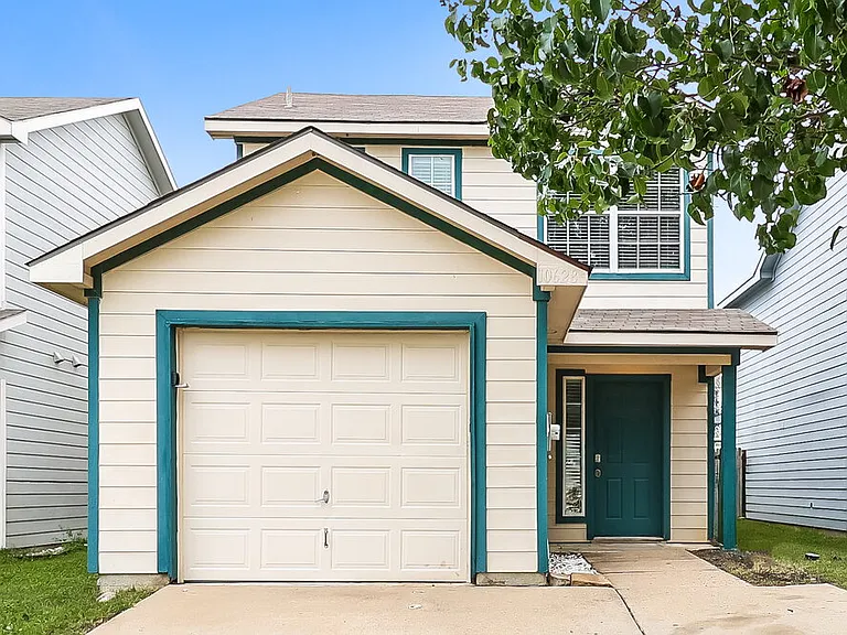 10628 Wild Oak Dr — Photo 1