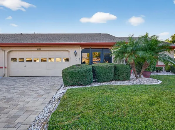2509 Locksley St #237, Sun City Center, FL 33573