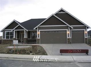 8126 101st Stct E, Puyallup, WA 98373