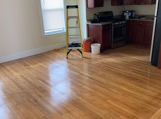 46 Queen St #2, Worcester, MA 01610