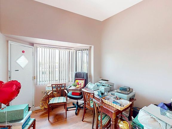 5th image of 1235 E 95th St #103