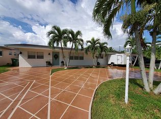 8131 NW 16th St, Pembroke Pines, FL 33024