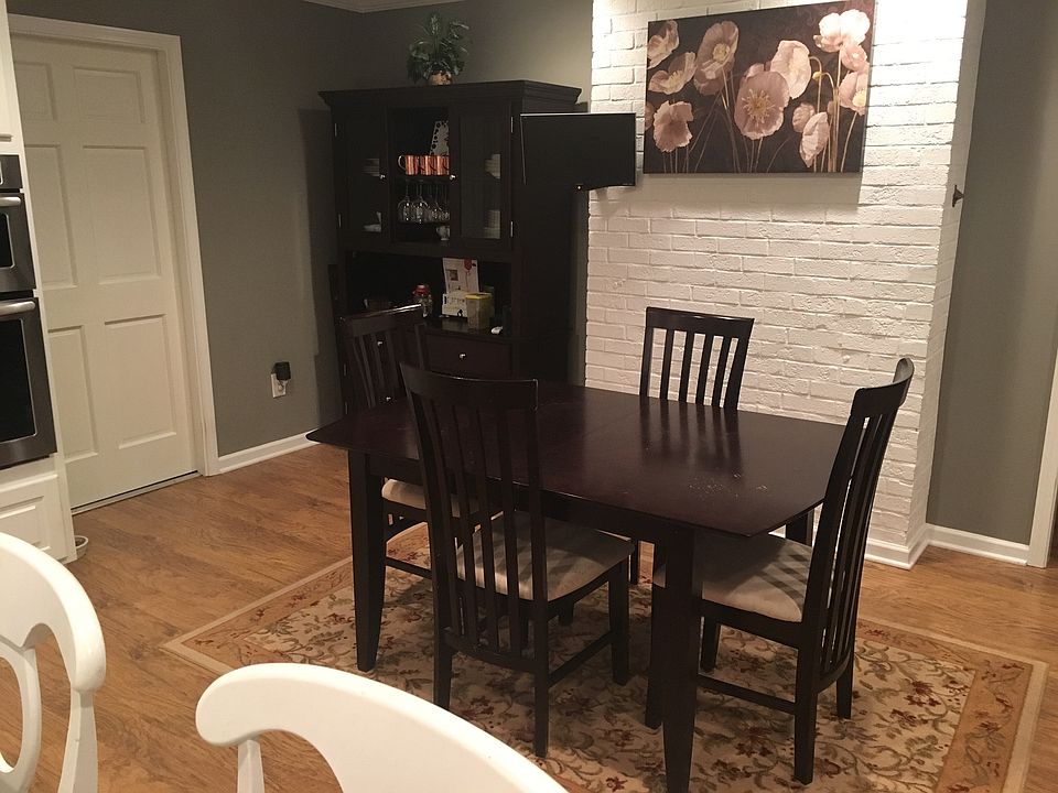 2nd image of 203 Drace Ave