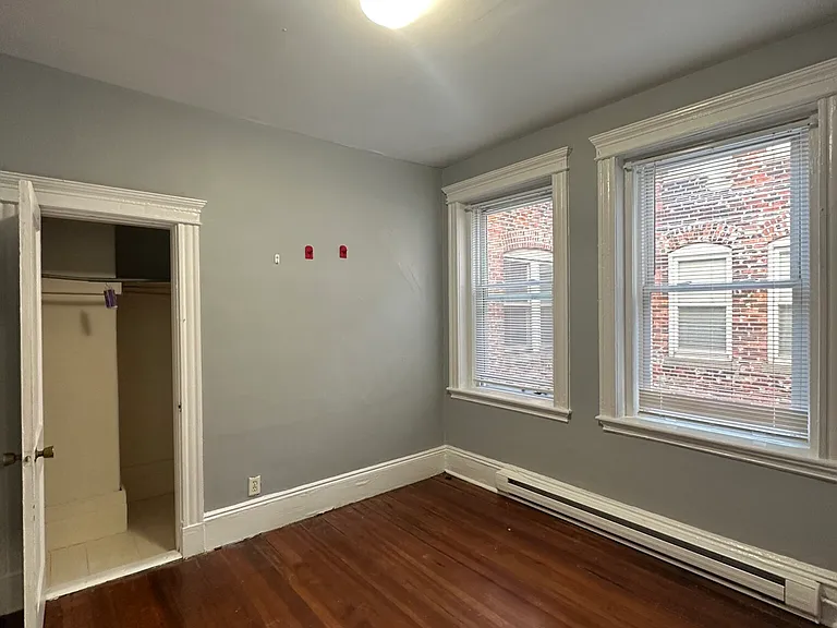 881 Huntington Ave #8 — Photo 6
