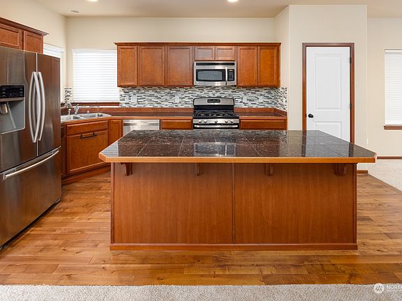 2nd image of 2025 171st Street SW