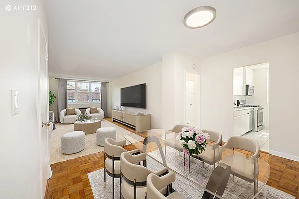 63 East 9th Street #7T
