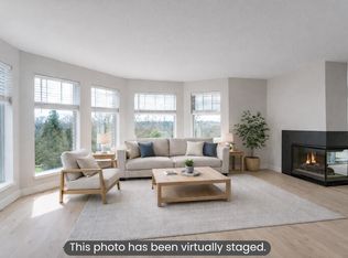 22611 116th Ave #203, Maple Ridge, BC V2X0W7
