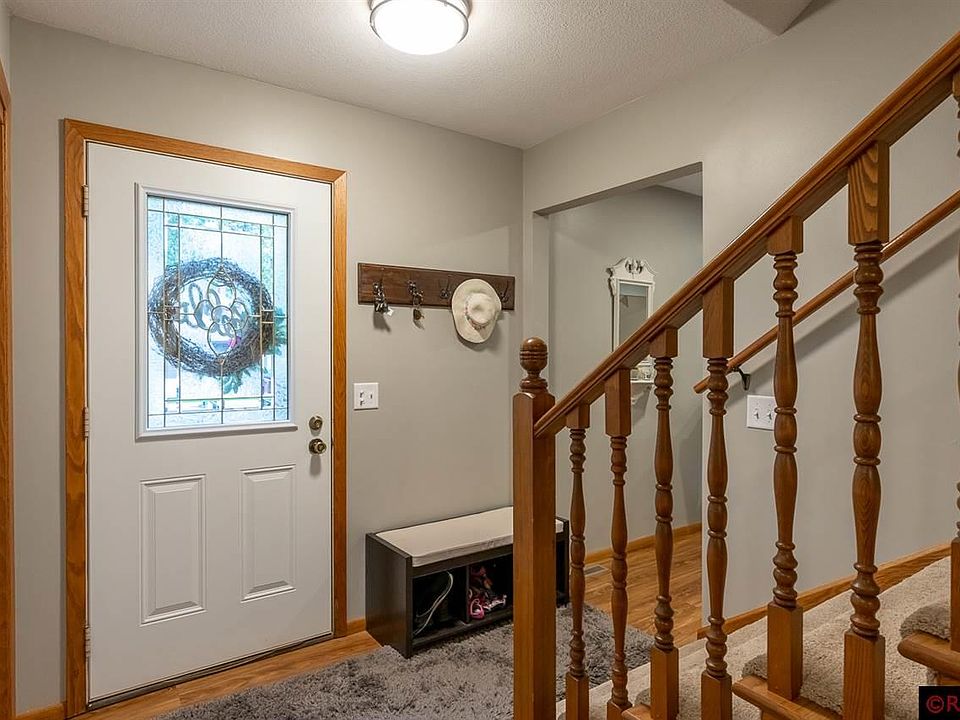 1003 Oak Terrace Dr, North Mankato, MN 56003 Zillow