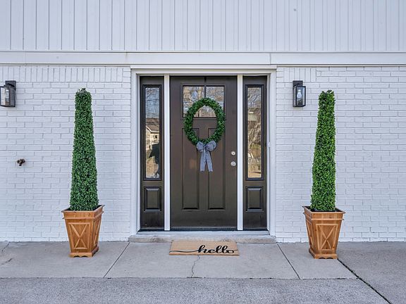 5th image of 302 Grassland Dr