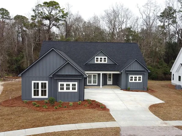 380 Madison Grove Blvd, Thomasville, GA 31757