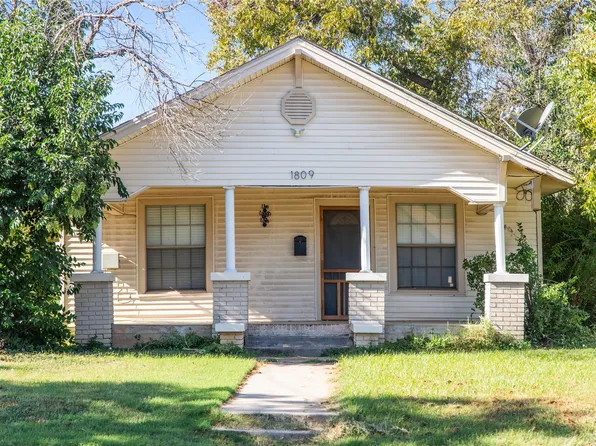 1809 Durham Ave, Brownwood, TX 76801