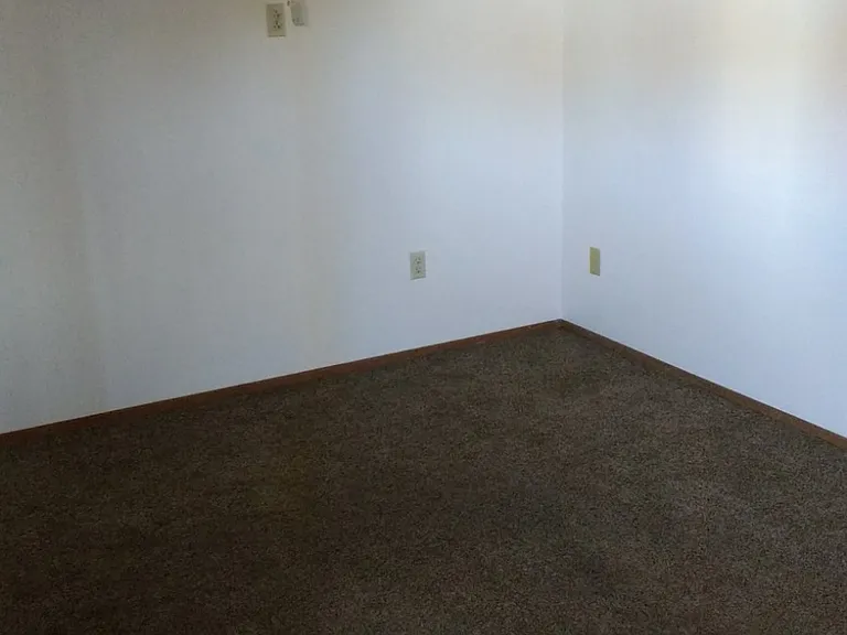 303 Talmadge St #4 — Photo 10