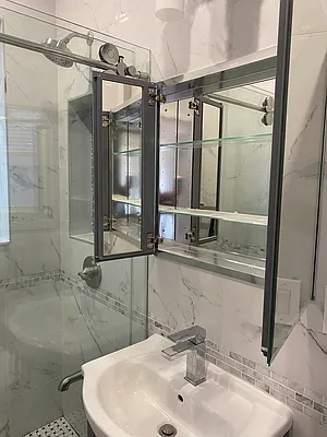 Rented by Hudson Exclusive Inc | media 48