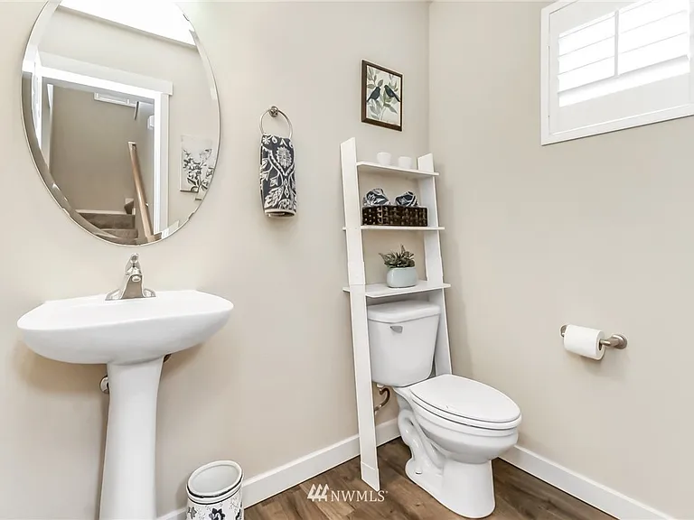 6511 Douglas Ave SE — Photo 13