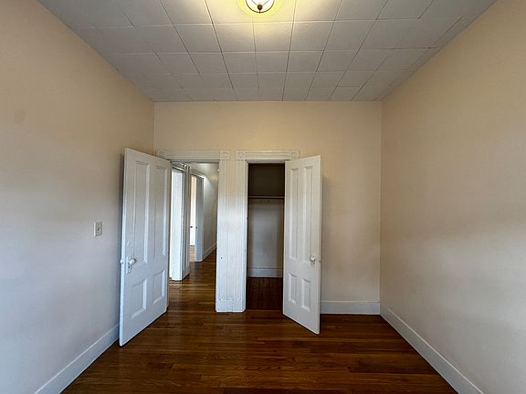5th image of 94 Spring St
