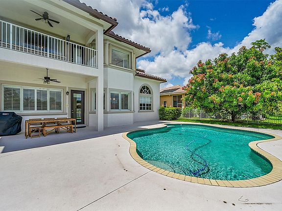 5th image of 4835 NW 124th Way