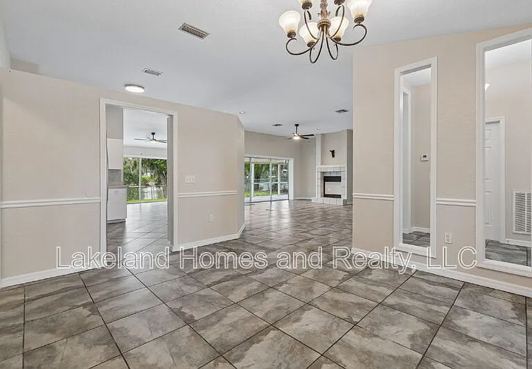 95 Woodside Dr — Photo 11