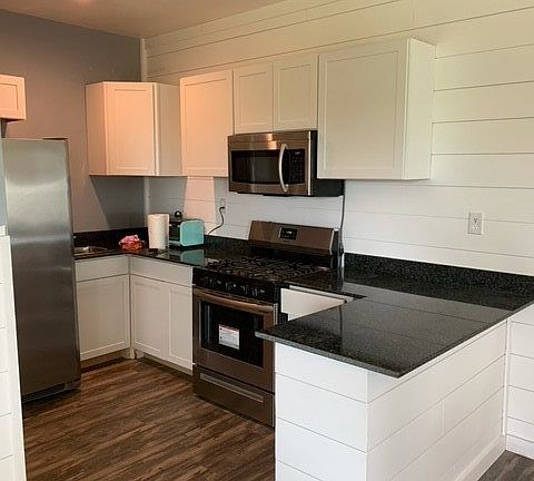 2nd image of 5012 Madison St #1505