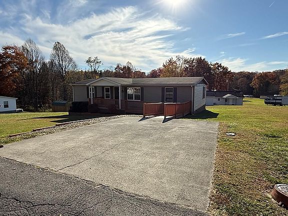 3rd image of 344 Deer Creek Cir