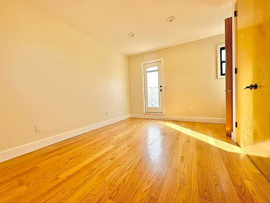 Rented by Doorway NYC, LLC | media 8