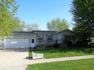 206 Main St, Montrose, IA 52639