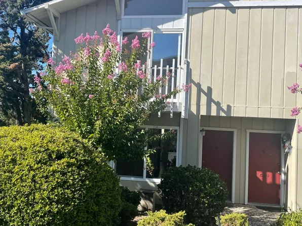 108 Jack London Dr #108, Santa Rosa, CA 95409