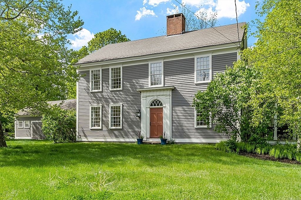 73 Wallis St, Douglas, MA 01516 Zillow
