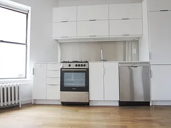 Rented by City Connections Realty