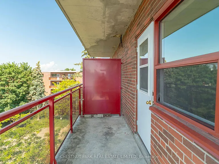 888 Glen St #503 — Photo 43