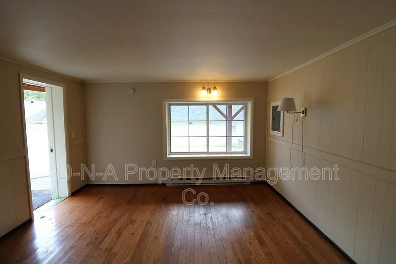 Studio, 1.0 bath, 222 sqft, $750 — Photo 3