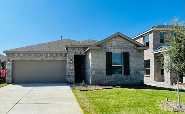 3 bed, 1559 sqft, $2,100 — Photo 2