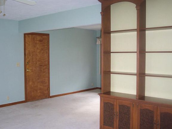 4th image of 120 E Mechanic St