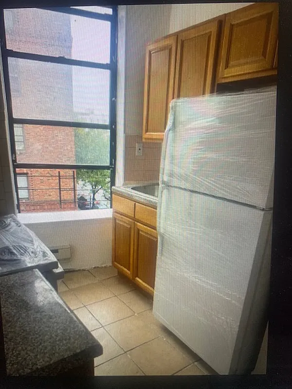 2464 Belmont Avenue 2